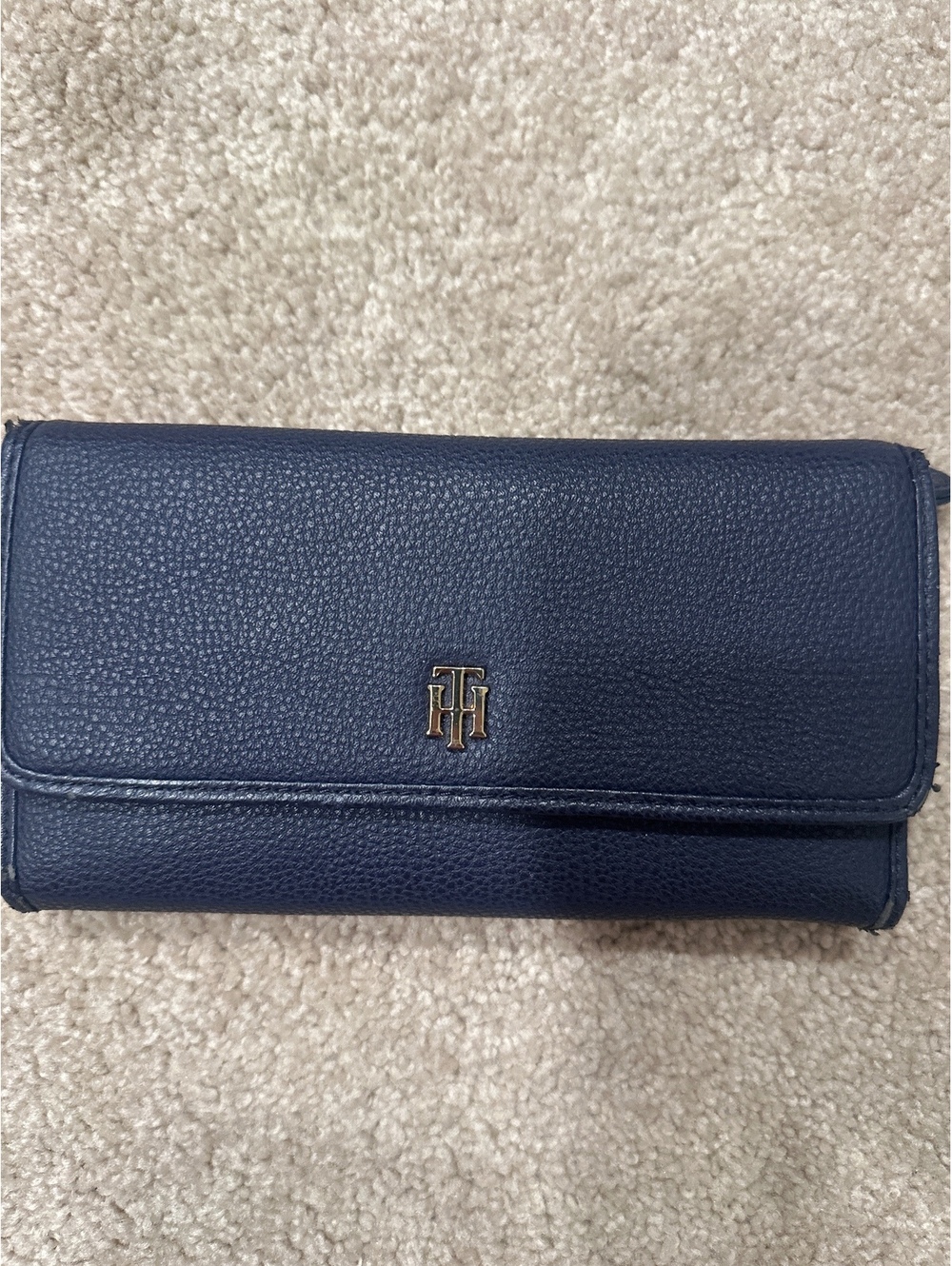 (4)Tommy Hilfiger Navy Blue Leather Wallet with Gold Logo